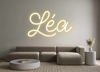 Custom Neon: Léa